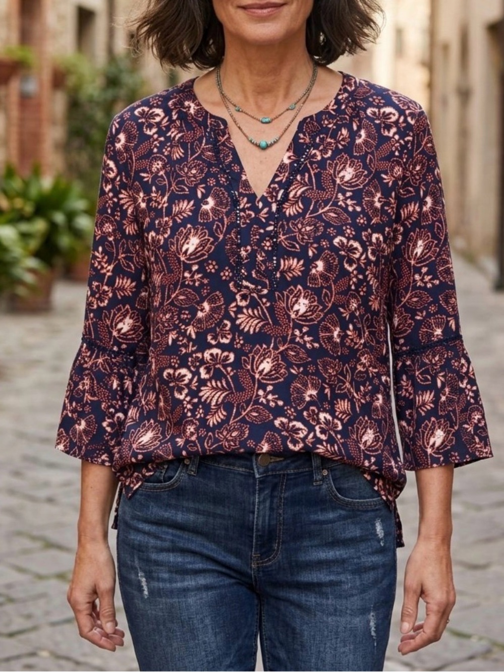 Gloria Vanderbilt Boho Floral Blouse M – Navy Blue & Coral # 547